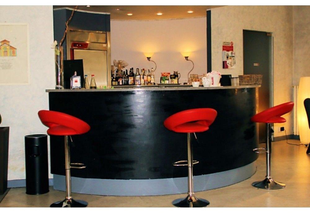 Hotel Salera Асти Экстерьер фото